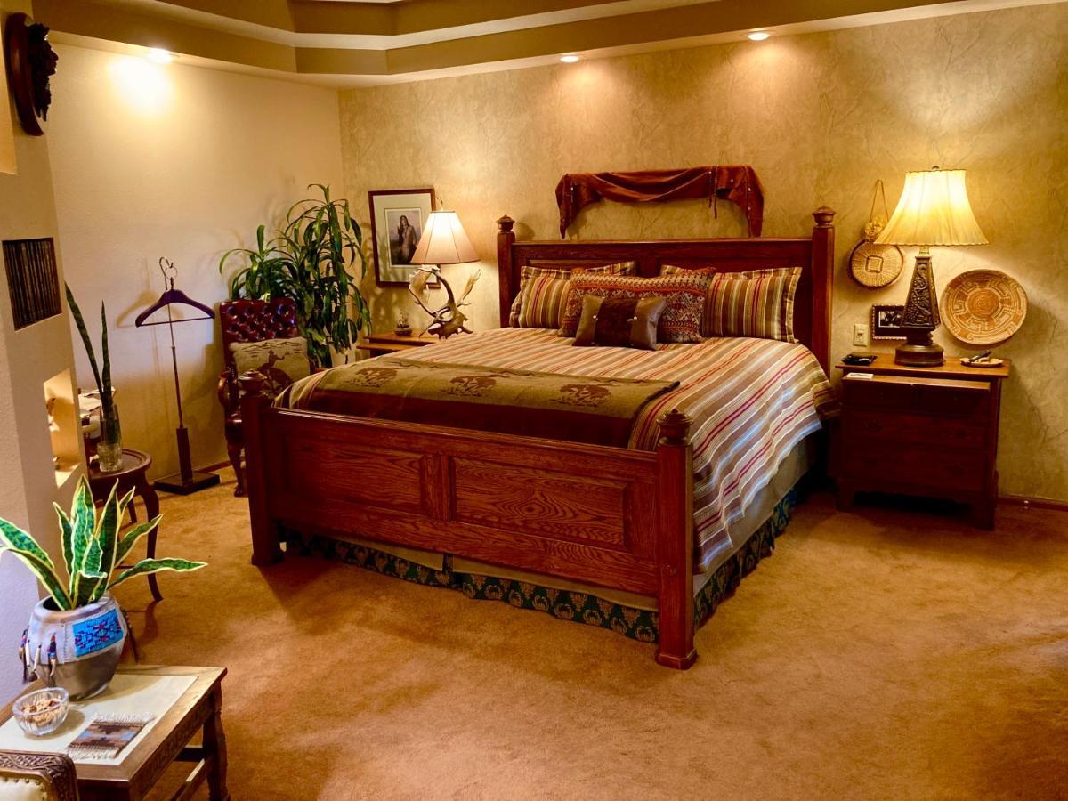Yellowstone Cattle Baron Ensuite, Private Entrance & Parking - Prairie Rose B&B Cheyenne Eksteriør bilde